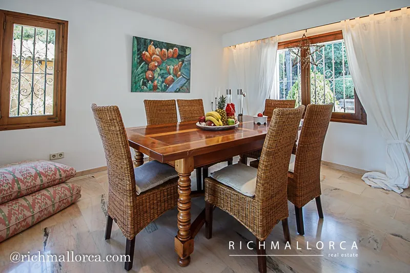 Beautiful villa in the upper area of Bendinat — photo 12