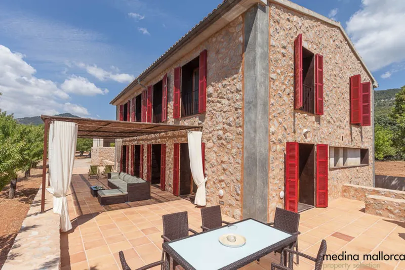 Country house in Selva — photo 1