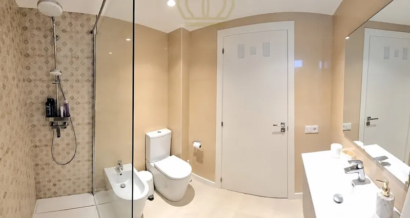 Exclusive ground floor apartment with private garden in a luxurious residential complex in... — photo 3