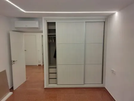 Flat - Palma de Mallorca (Centro), Built Surface 190m², 6 Bedrooms, 3 Bathrooms, Lift, All Exterior — photo 4