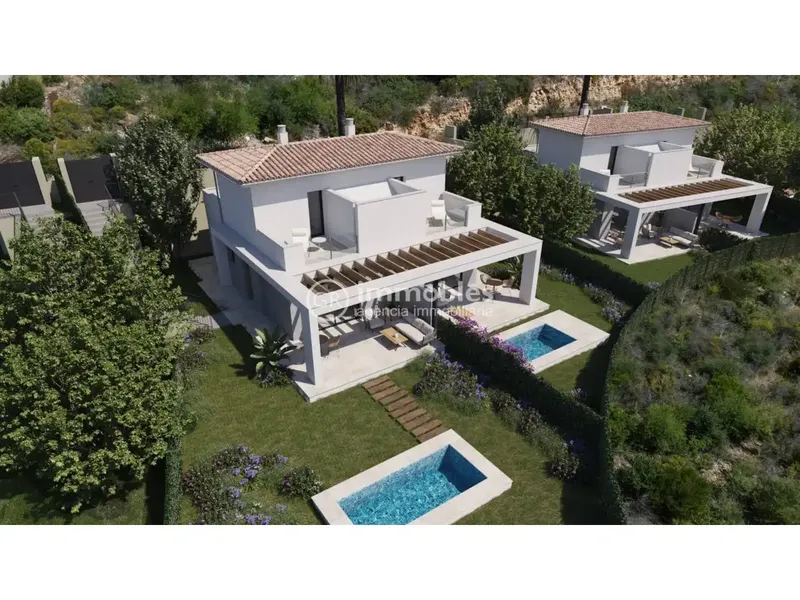 Semi-detached house with terraces in Cala Romantica — photo 5