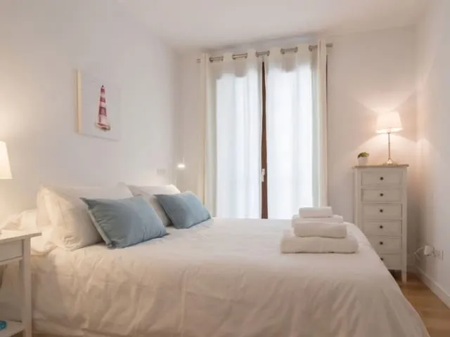 Apartment for rent in Cort, Palma de Mallorca — photo 4