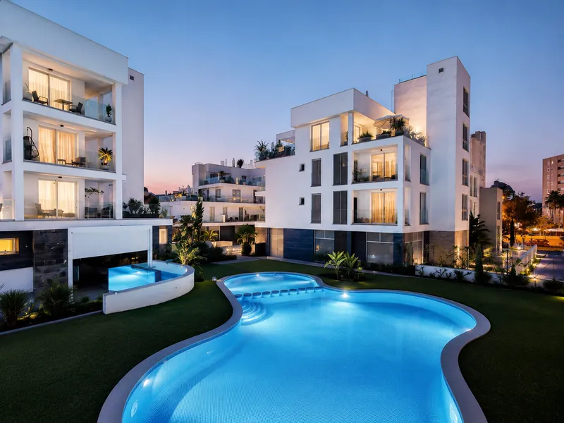 Modern Ground-Floor Apartment with a Private Garden in a Contemporary Residential Complex in Palmanova — photo 1
