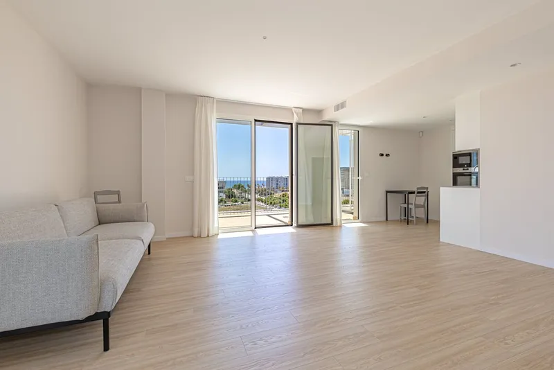 Penthouse in Palma - Spacious Terrace with Sea Views — photo 3