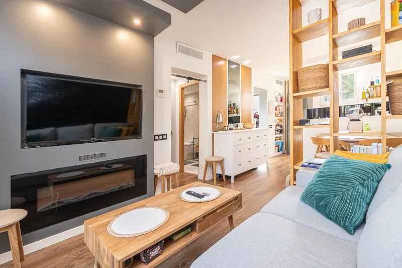 Renovated 1-bedroom apartment with terrace and parking 300 meters from the sea in Santa Ponsa — photo 5