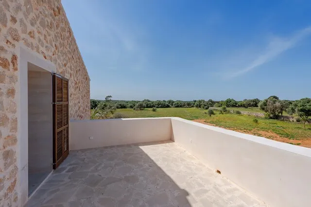 Stately finca for sale close to the Mondragó nature park in Santanyí, southeast Mallorca — photo 11