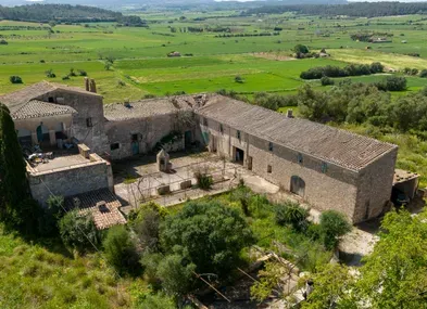 Mallorcan estate for sale in Pina — photo 1