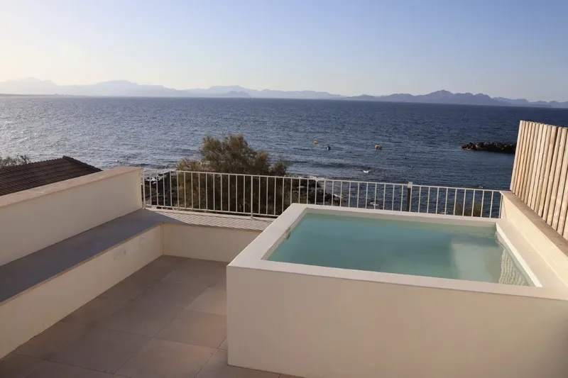 Penthouse facing the sea — photo 10