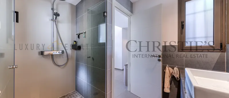 Modern sea view apartment in Port Andratx with terrace and garden — photo 9