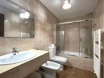 Luxury rustic estate with 2 houses, pools and 18 ha in Manacor — photo 10