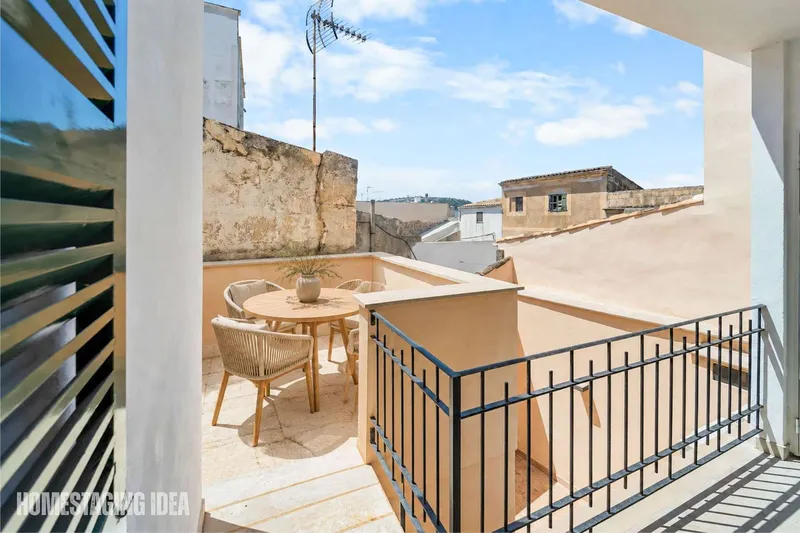 Apartment with stylish mix of modern and rustic with terrace at the town hall in Felanitx — photo 3