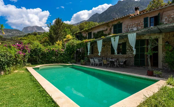 Finca in Biniaraix with pool, views and rental lic ... — photo 1
