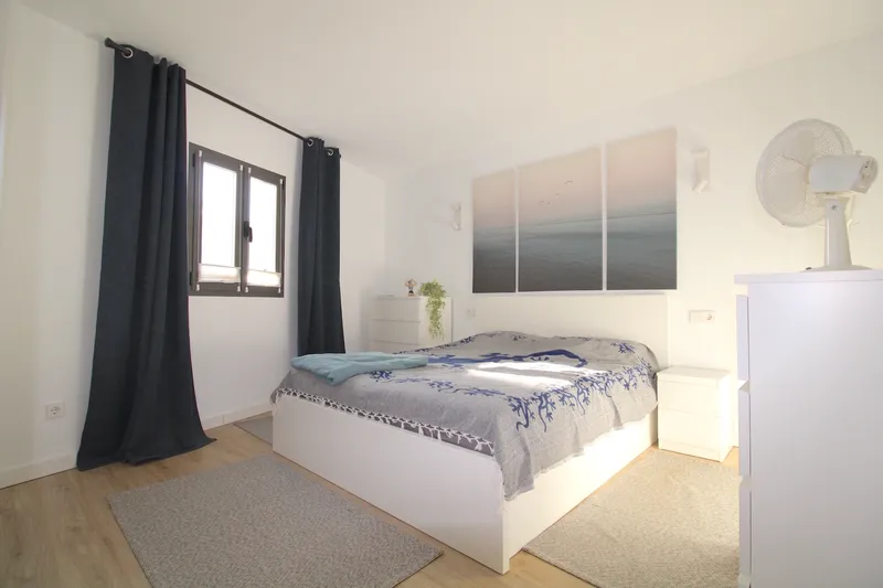 Ref.2475A – Exclusive apartment with sea views near the center — photo 10