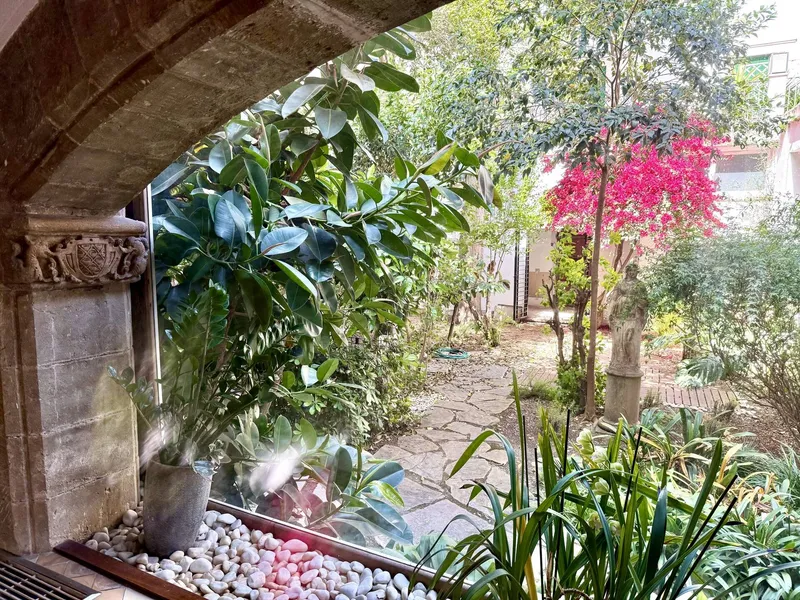 Large Duplex with Private Garden and Garage in the Old Town — photo 3