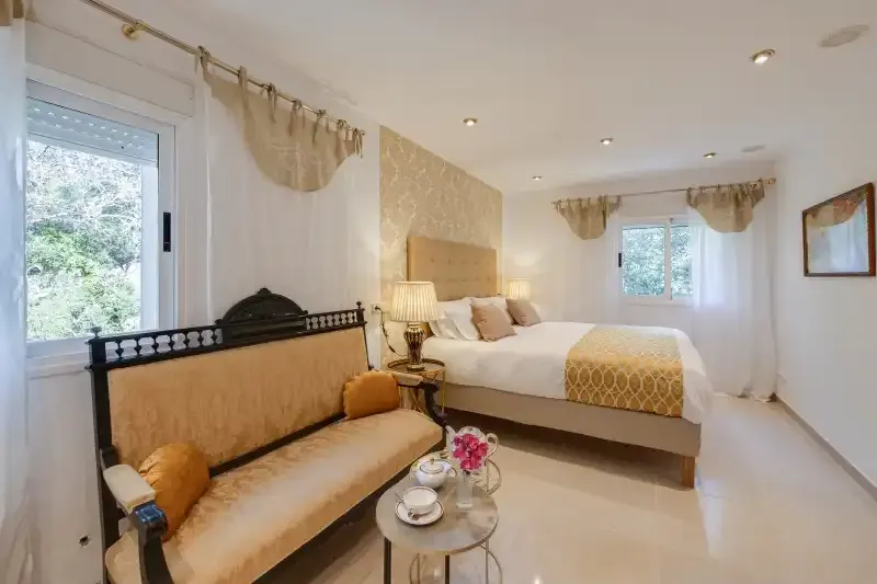 Escape to unparalleled luxury in this stunning villa for sale near Pollensa — photo 10