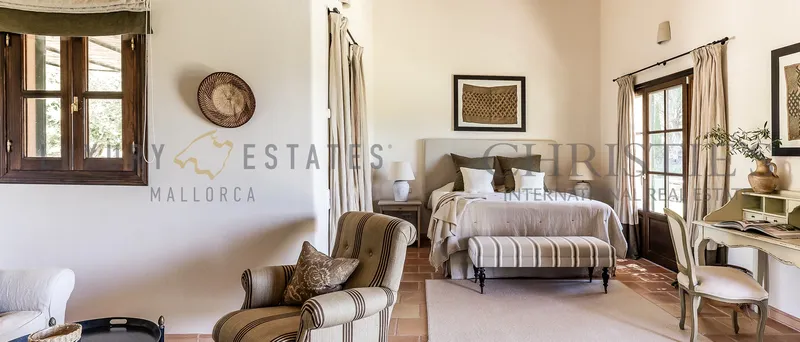 Mediterranean finca in Calvia with horse stables and large pool — photo 10