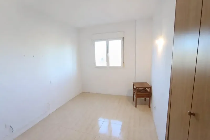 Bright 2-bedroom apartment, 2nd floor with elevator in El Molinar – Prime location — photo 12