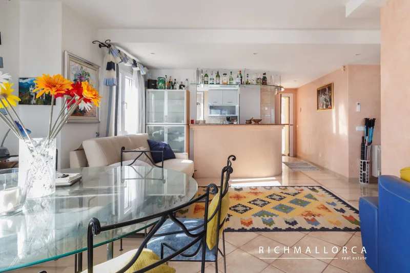 Ground floor with garden & sea views — photo 7
