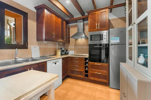 Santanyi, Mediterranean Townhouse in a Prime Location in Santanyí with Pool, Garden & ETV Licence — photo 3