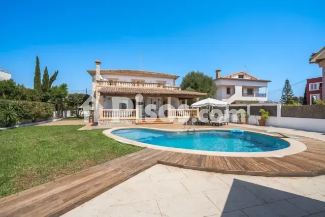 Chalet in Portocolom — photo 1