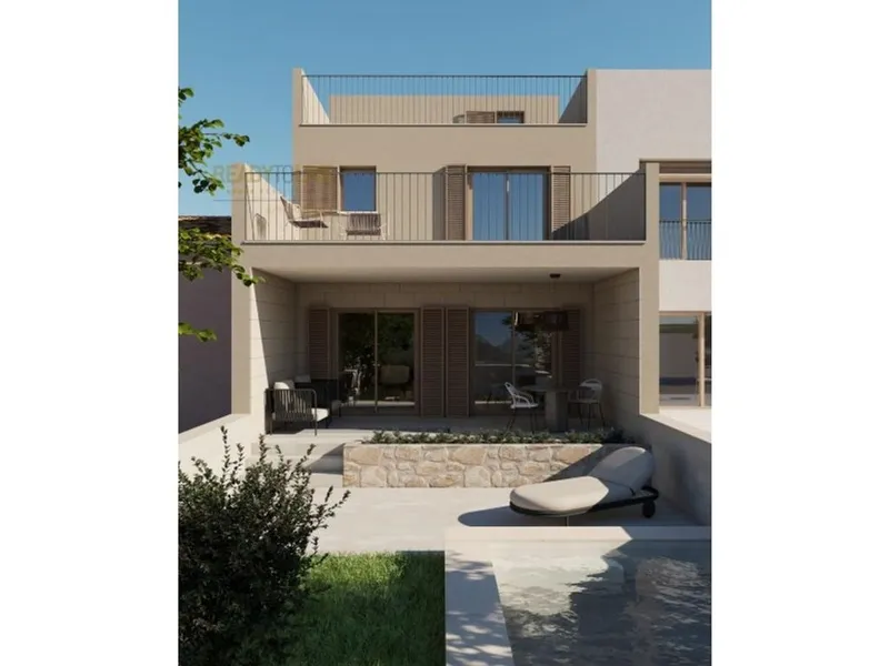 Semidetached House in Campanet, Province of Balearic Islands — photo 1