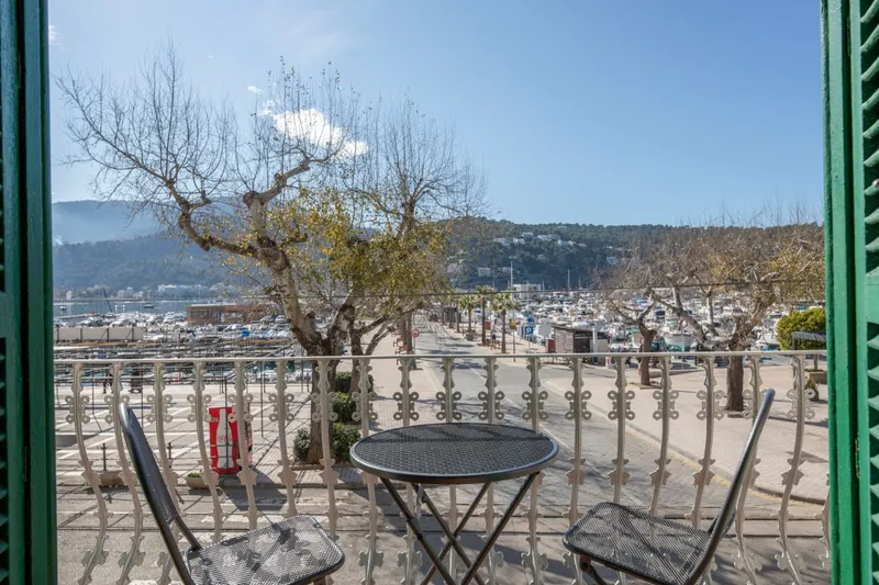 Apartment in first line in Port de Sóller for seasonal rental — photo 4