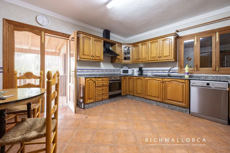 4 bedroom house for sale in Lloseta — photo 12