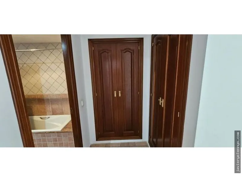Apartment for rent on Calle de Lope de Vega — photo 7
