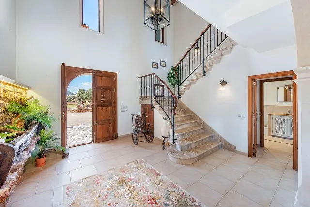 Impressive sea view finca for sale in a peaceful area of Felanitx, southeast Mallorca — photo 6