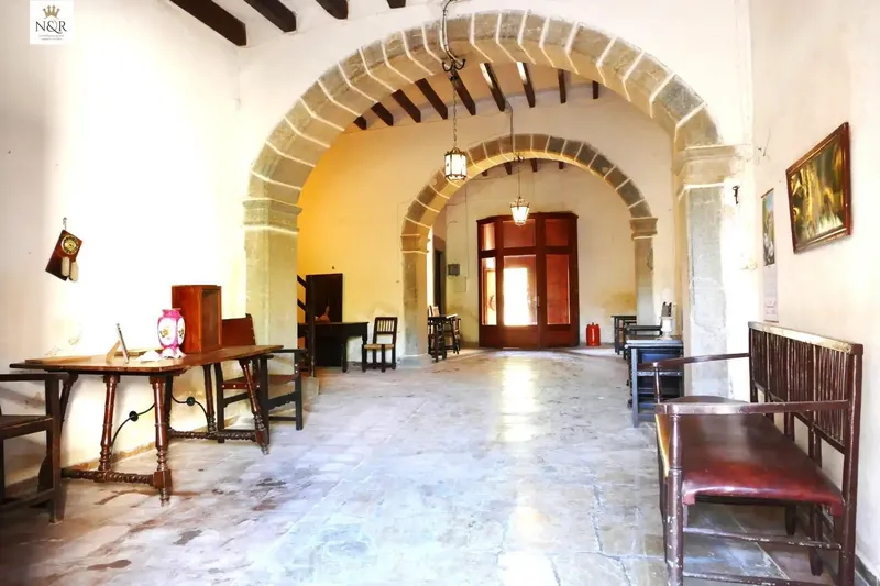 IKV[redacted]th-century manor house of 416 m² with a large garden of 154 m², on a plot of 447 m² in the center of Binissalem — photo 6
