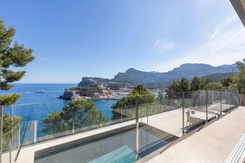 Stunning modern villa in best location in Port de Sóller — photo 5