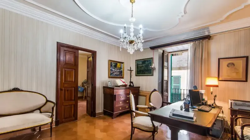 Modernist house with restaurant for sale in the heart of Sóller — photo 5