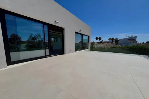 Bahia Grande, modern newly-built chalet in a popular residential area in Bahia Grande — photo 4