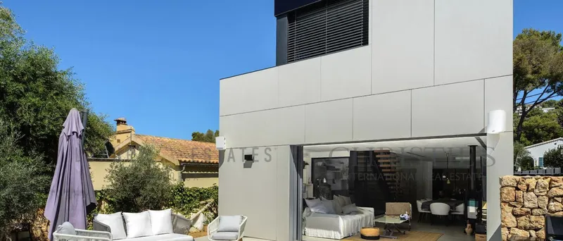 Luxurious villa with sea views in Portals Nous — photo 3