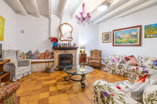 Finca with holiday rental license for sale in Biniaraix, Mallorca — photo 7