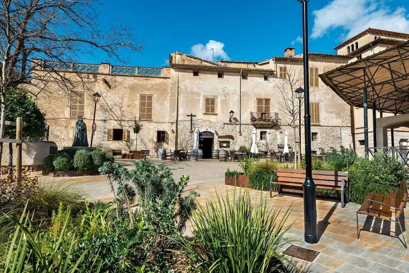 Residential complexes in Sineu, Province of Balearic Islands — photo 1