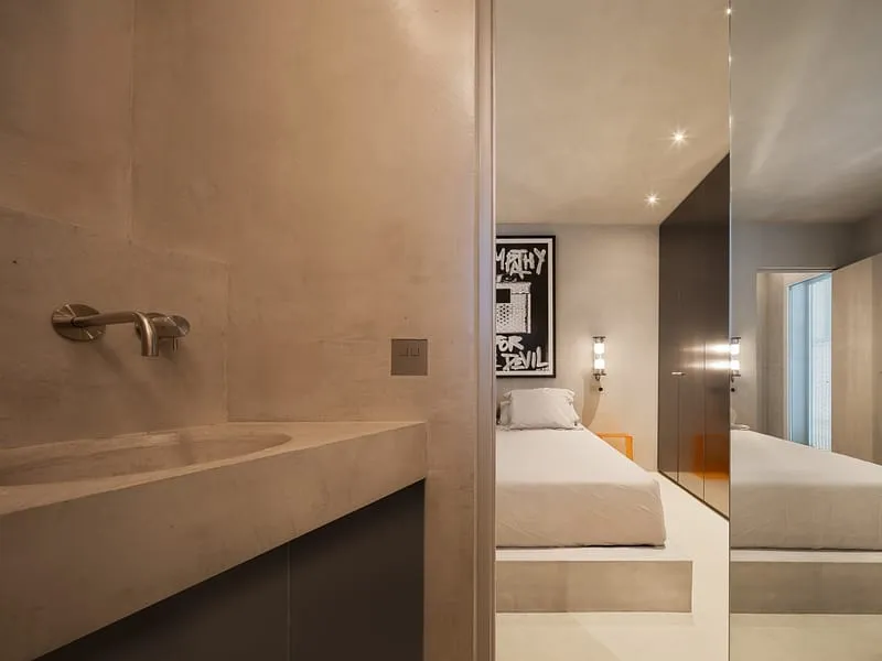 Award-Winning Designer Townhouse with Private Rooftop Pool & Sea Views in Puerto Alcudia — photo 11