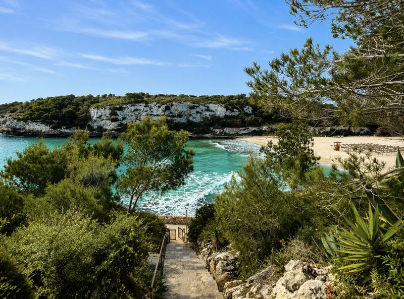 Featured: Chalet with impressive sea views in Cala Romántica — photo 4