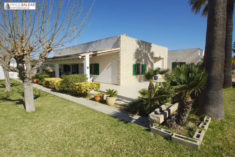 Magnificent rustic estate next to the S'Albufera nature reserve in Puerto de Alcudia, plot of 2,652 m2 fully fenced with access — photo 3