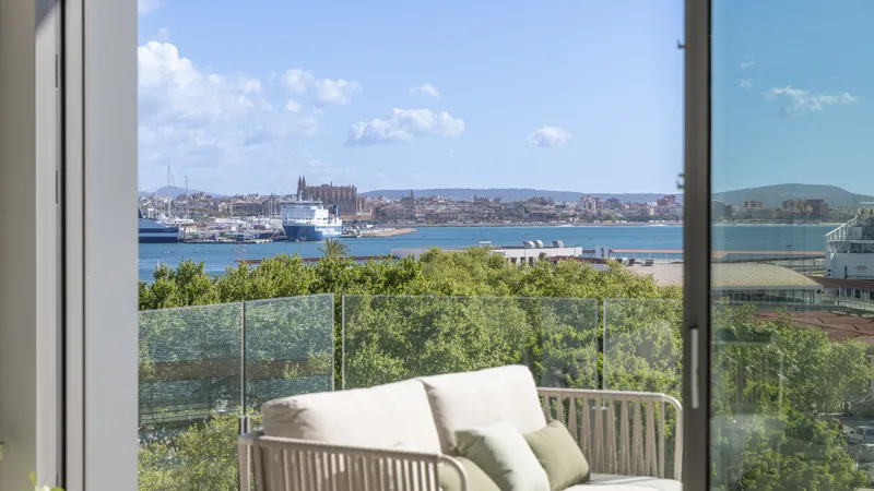 Spectacular duplex penthouse on the Paseo Maritimo with fantastic sea views — photo 9