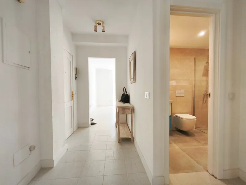 Apartment for sale in Port d'Andratx – Harbor location with terrace, side sea view and underground parking — photo 9