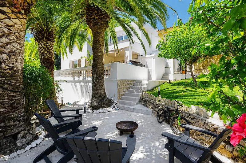 Beautiful semi-detached family house in an excellent location in Santa Ponsa Mas — photo 1