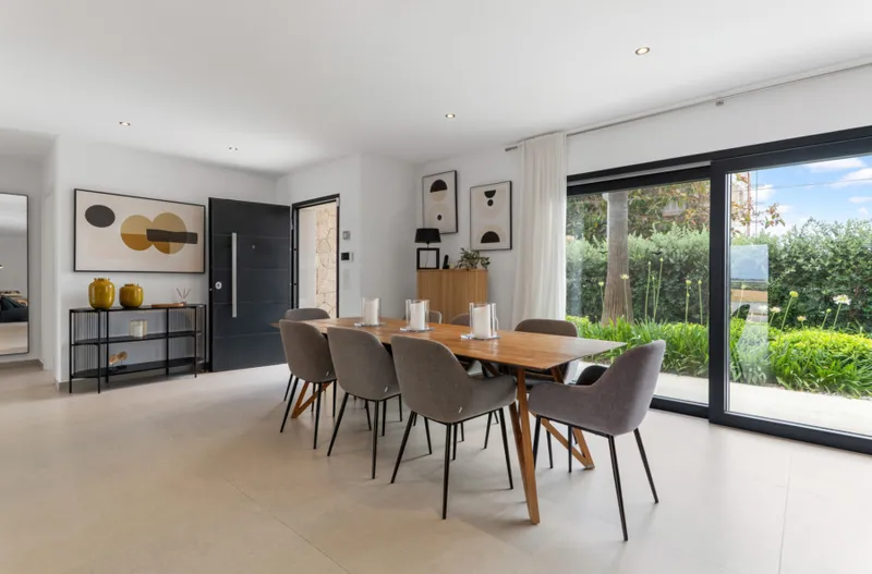 Modern family villa in quiet location near Port Adriano - Pool (15271) — photo 11
