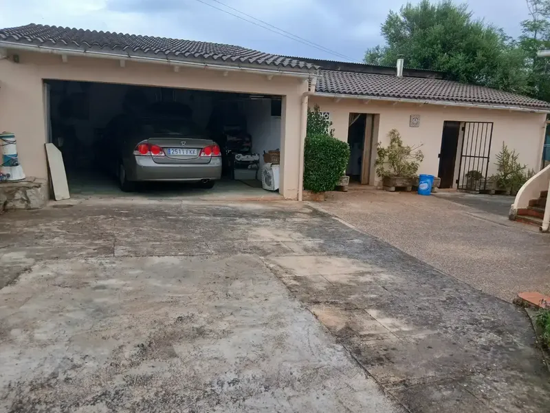 vendo hermosa finca en inca, tiene 1700 m2 de solar, con un chalet de140 m2 escriturados,la vivienda.tiene agua del puebloy luz de gesa , y  — photo 6
