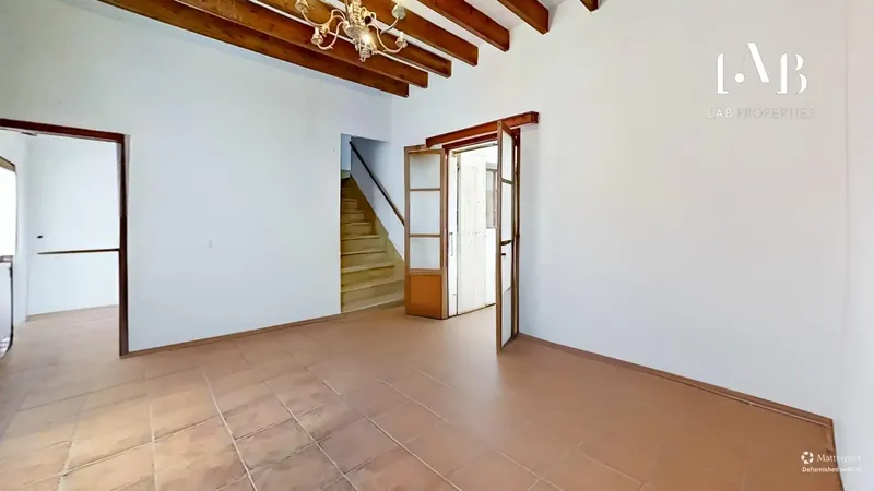 Are you looking for a property with character, well located and with great potential? — photo 4