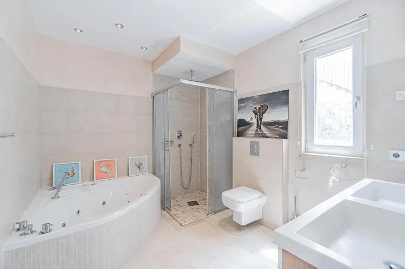 Contemporary design villa — photo 12
