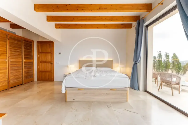 House for sale with sea views in an area near Artà — photo 12