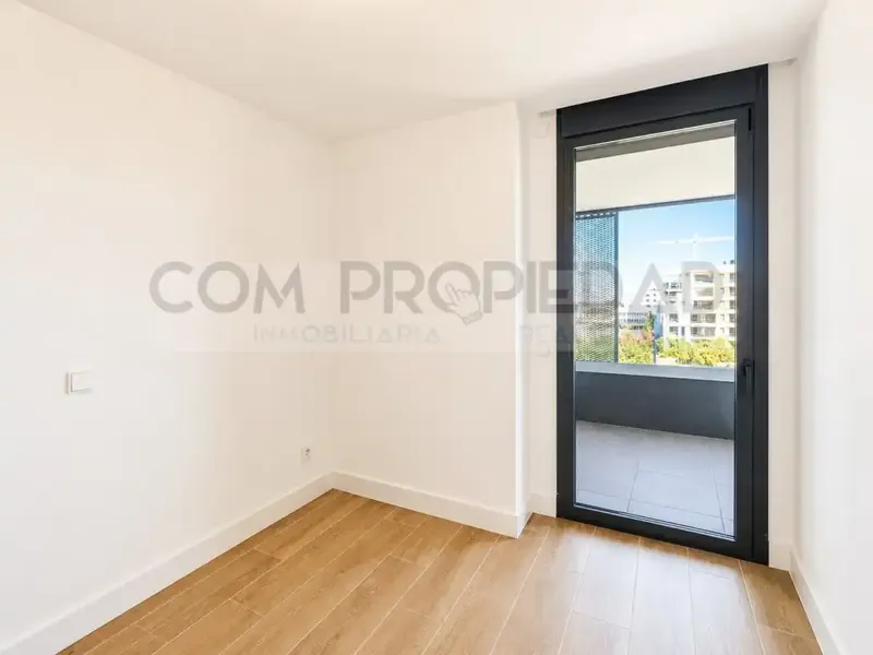 Modern 73 m² flat in a recently built building, with an excellent location in Nou Llevant, facing Portixol and the Congress Palace — photo 12