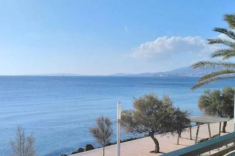 Portixol-Molinar – flat in the first line — photo 1