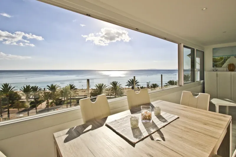 Bendinat: Exclusive villa with sea views and saltwater pool — photo 12